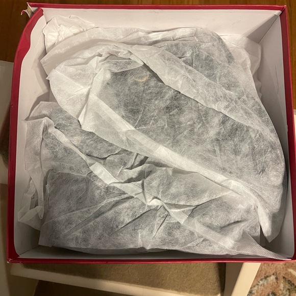 Vaneli Genius Bow Back Calf Booties! Like New! With Box! Kept in shoe covers - Picture 9 of 11
